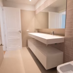 Apartamento en alquiler de Calle Girona 2 - 3 habitaciones, Barcelona